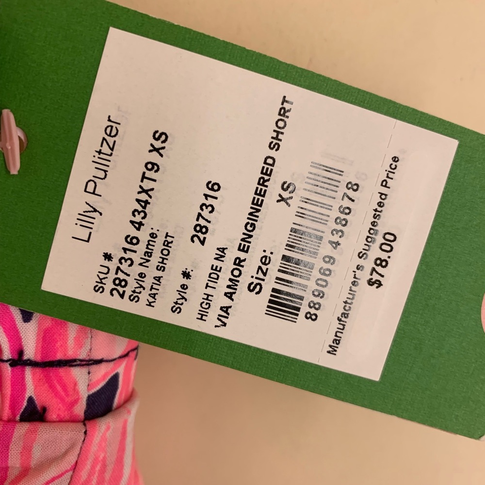 Lilly Pulitzer Via Amor Engineered Shorts - Picture 2 of 5